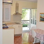 Apartament In With Sea View, Terrace, Air Conditioning, Wi-fi