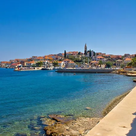 In With Sea View, Terrace, Air Conditioning, Wi-fi Apartment *