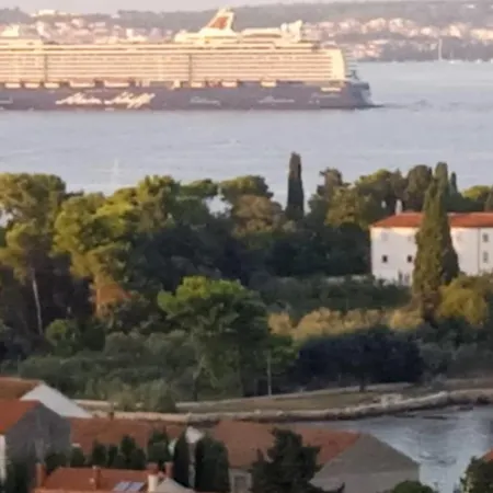 In With Sea View, Terrace, Air Conditioning, Wi-fi * Preko