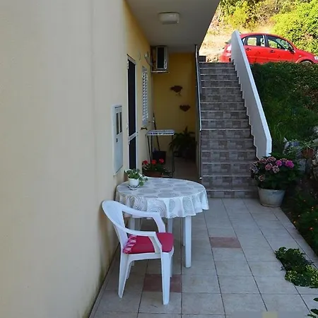アパート In With Sea View, Terrace, Air Conditioning, Wi-fi プレコ