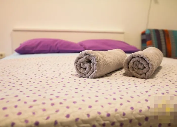 In With Sea View, Terrace, Air Conditioning, Wi-fi Apartment *