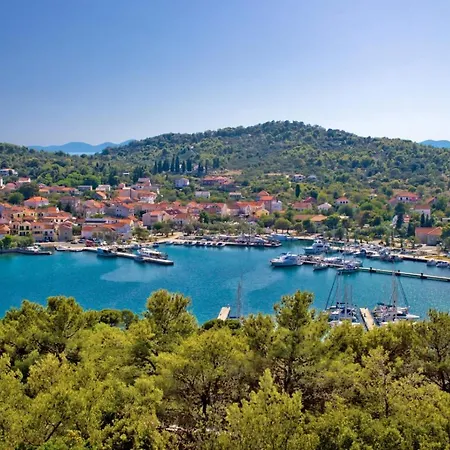 In With Sea View, Terrace, Air Conditioning, Wi-fi Apartamento Preko