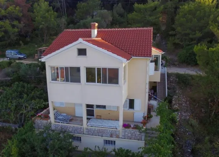 In With Sea View, Terrace, Air Conditioning, Wi-fi プレコ